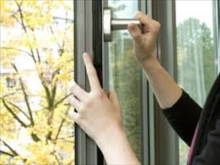 Infissi e qualità dell’aria: al vaglio due nuove norme UNI